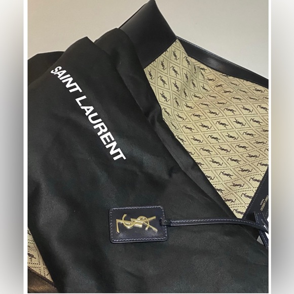 Brand new Saint Laurent tote - Picture 8 of 8